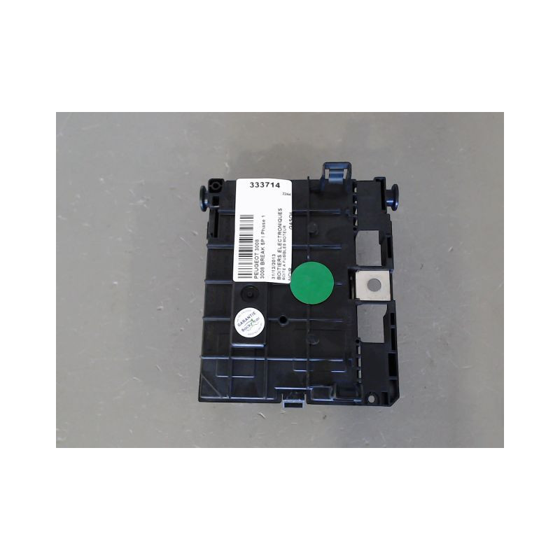BOITE A FUSIBLES PEUGEOT 3008 BREAK I Phase 1 2009-2013