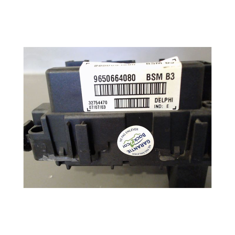 BOITE A FUSIBLES PEUGEOT 307 2001-2005