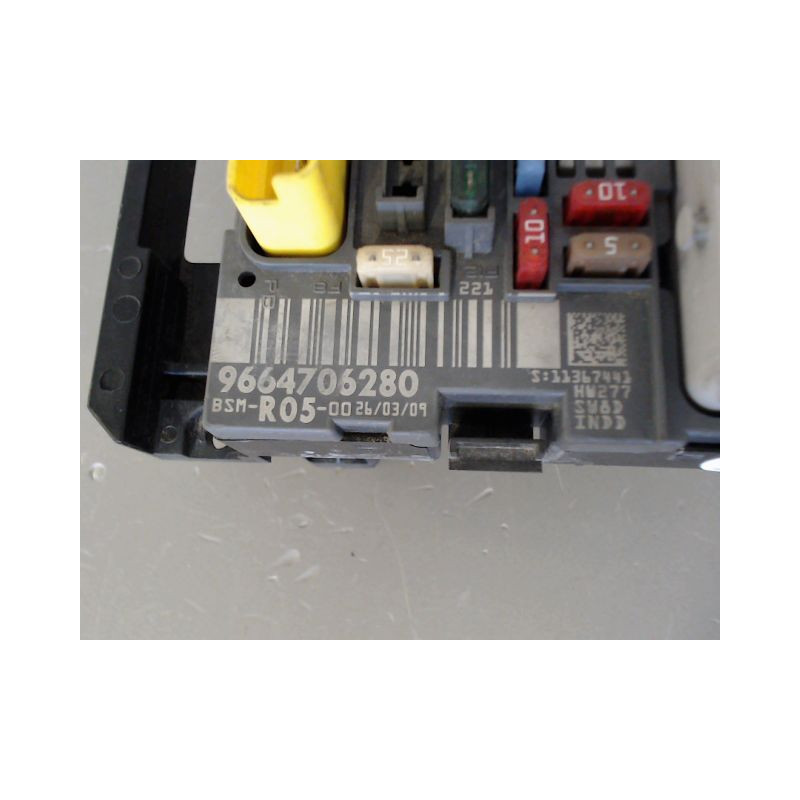 BOITE A FUSIBLES PEUGEOT 308 I Phase 1 2007-2011