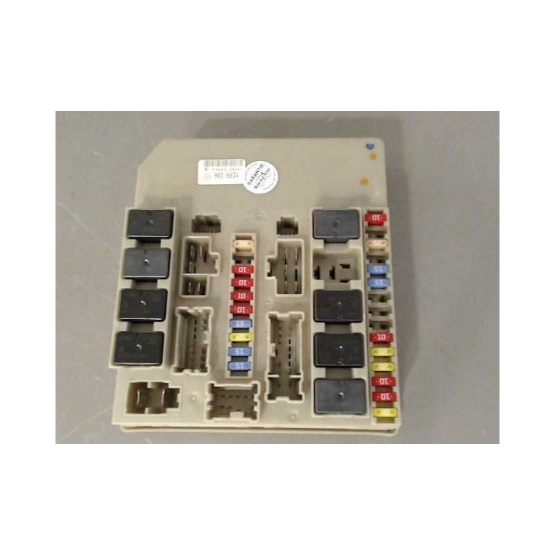 BOITE A FUSIBLES RENAULT CLIO III 2009-
