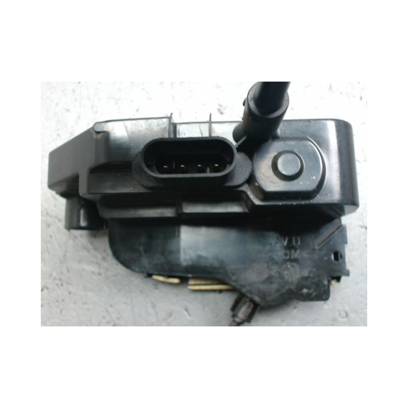 SYSTEME CONDAMNATION AVANT DROIT RENAULT SCENIC II PH1 02-06