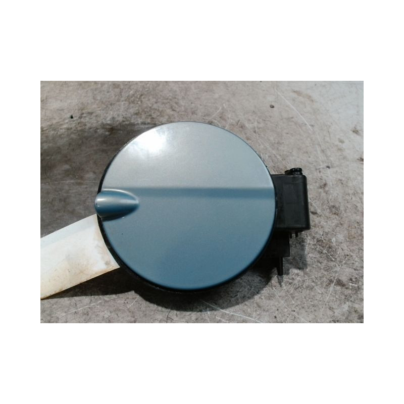 VOLET DE TRAPPE CARBURANT FORD FOCUS II