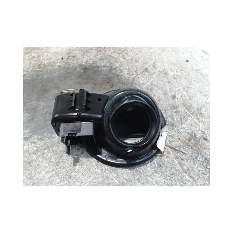 VOLET DE TRAPPE CARBURANT FORD FOCUS II