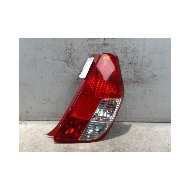 FEU ARRIERE DROIT HYUNDAI I10