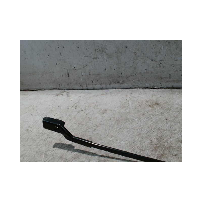 BRAS ESSUIE-GLACE AVANT DROIT VOLKSWAGEN POLO 2009-