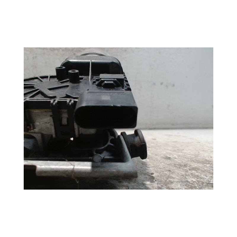 MECANISME ESSUIE-GLACE AVANT FORD FIESTA 2005-