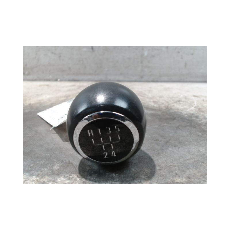 POMMEAU LEVIER VITESSES OPEL CORSA 06-09 1.2 
