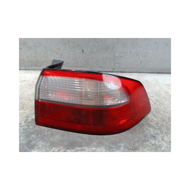 FEU ARRIERE DROIT RENAULT LAGUNA II 00-2005