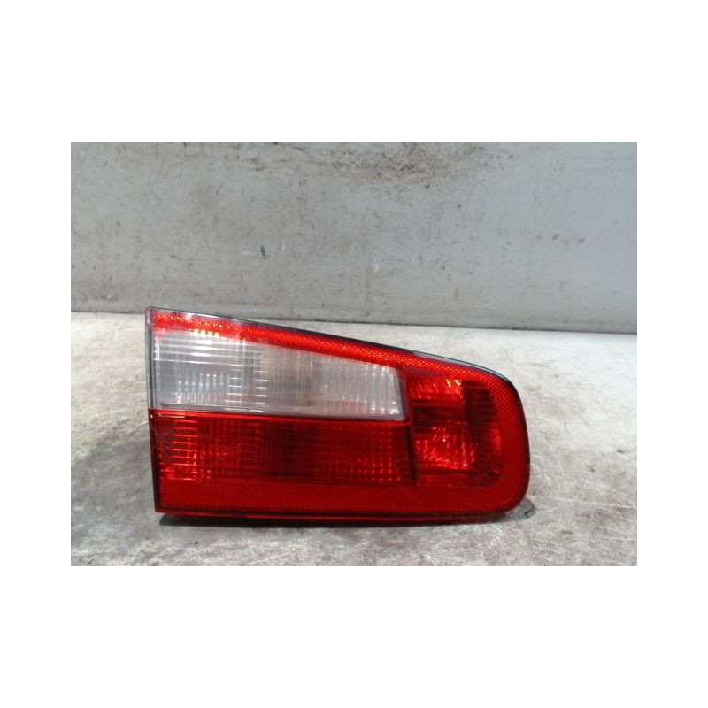 FEU ARRIERE INTERIEUR GAUCHE RENAULT LAGUNA II 00-2005