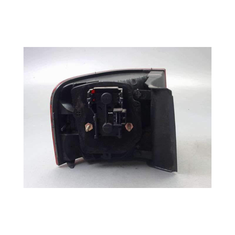 FEU ARRIERE DROIT FIAT STILO BREAK 2003-2008