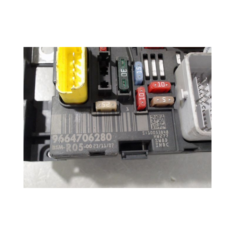 BOITE A FUSIBLES PEUGEOT 308 2007-