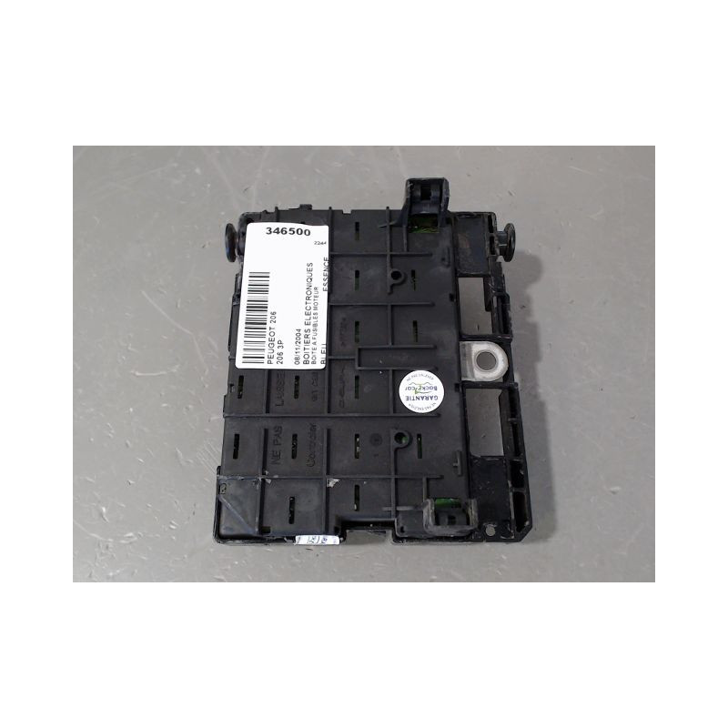 BOITE A FUSIBLES PEUGEOT 206 3P
