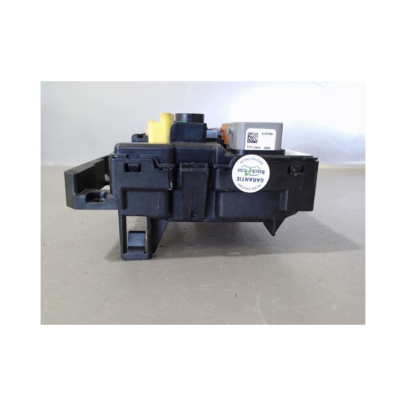 BOITE A FUSIBLES PEUGEOT 207 2011-