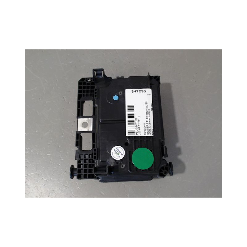BOITE A FUSIBLES PEUGEOT 207 2011-