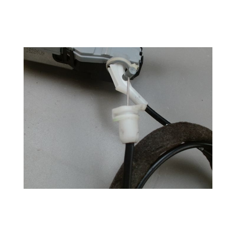 SERRURE PORTE COULISSANTE DROIT PEUGEOT PARTNER