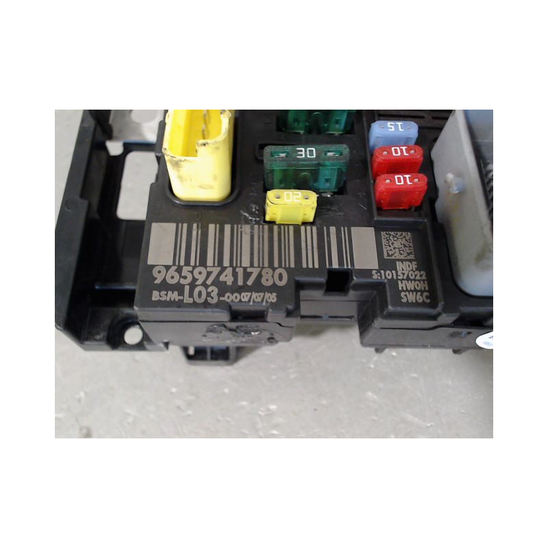 BOITE A FUSIBLES CITROEN C3 2005-
