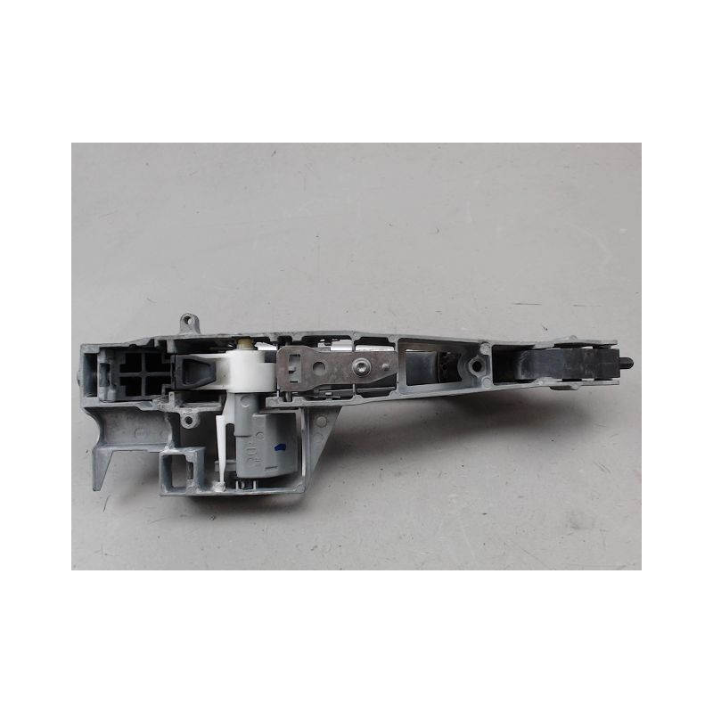 POIGNEE EXTERIEURE PORTE AVANT DROIT PEUGEOT 5008