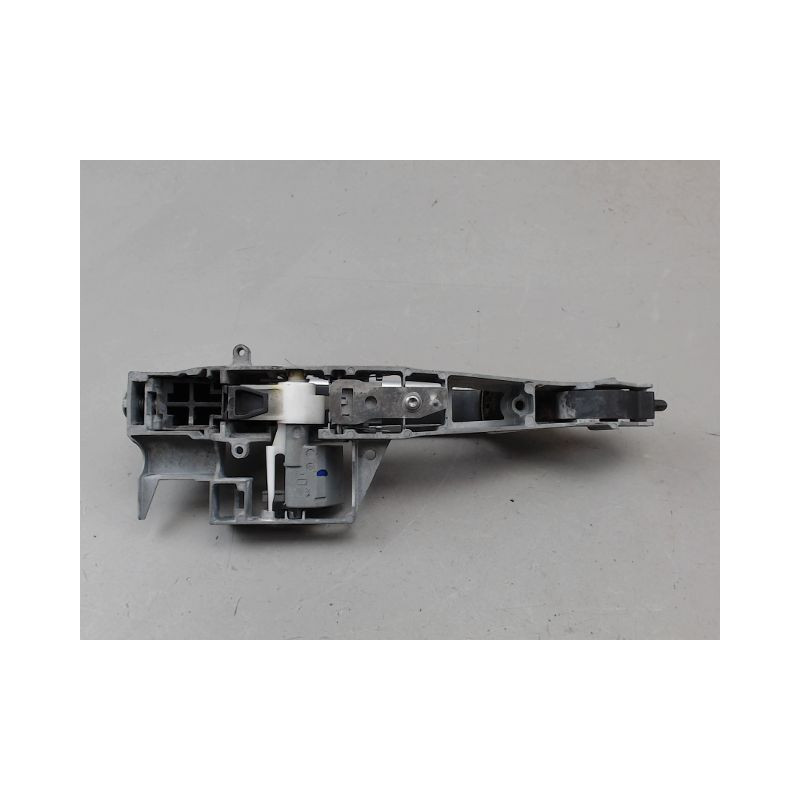 POIGNEE EXTERIEURE PORTE ARRIERE DROIT PEUGEOT 5008