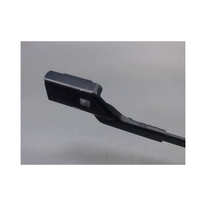 BRAS ESSUIE-GLACE AVANT DROIT FIAT 500 II Phase 1 2007-...