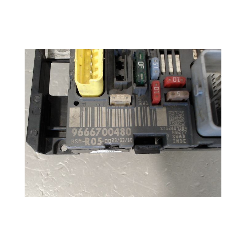 BOITE A FUSIBLES CITROEN C4 2008-
