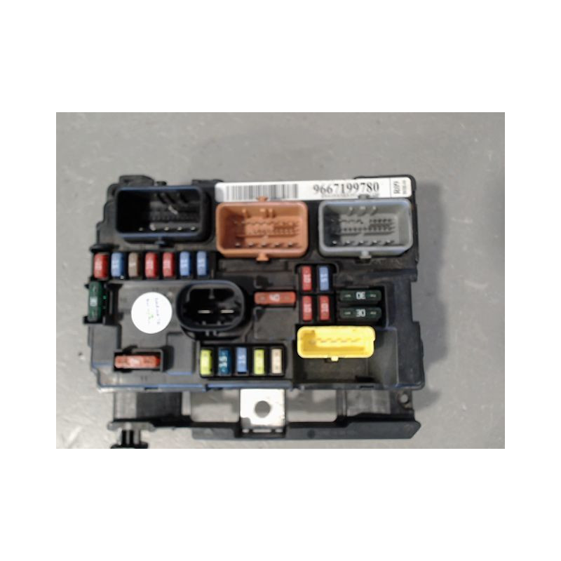 BOITE A FUSIBLES CITROEN C3 2009-