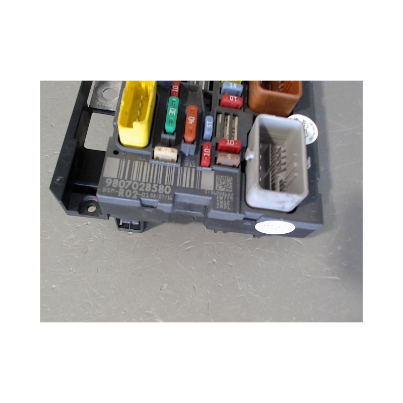 BOITE A FUSIBLES CITROEN C5 2008-