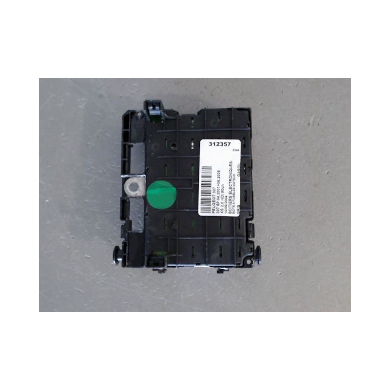 BOITE A FUSIBLES PEUGEOT 307 2001-2005
