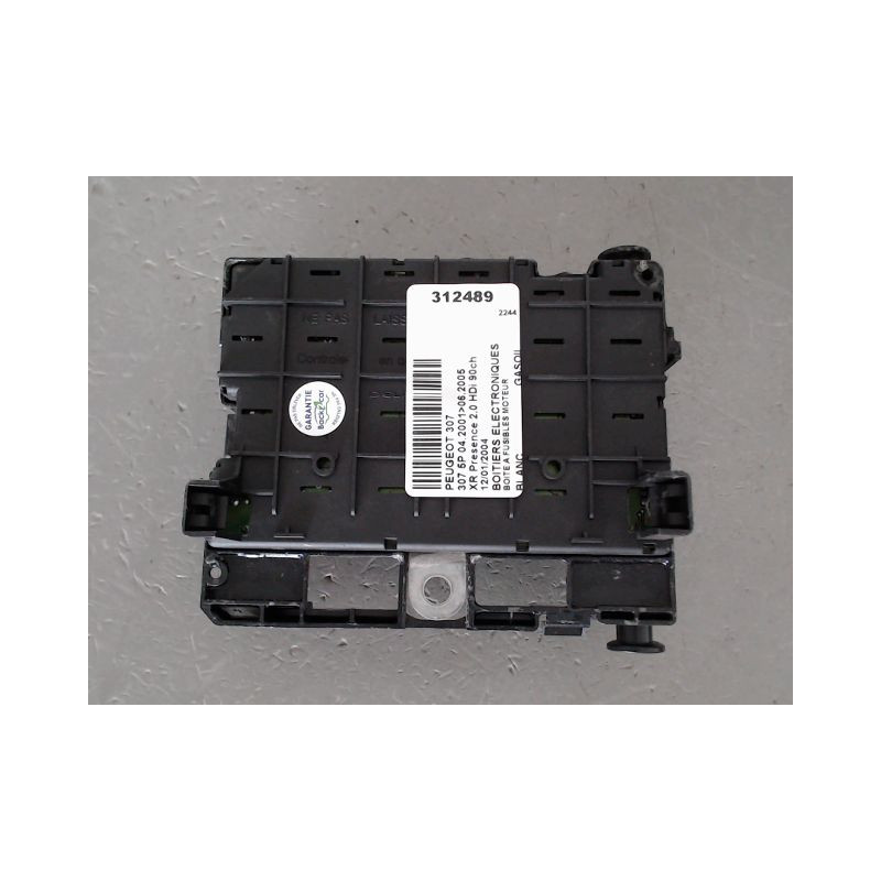 BOITE A FUSIBLES PEUGEOT 307 2001-2005
