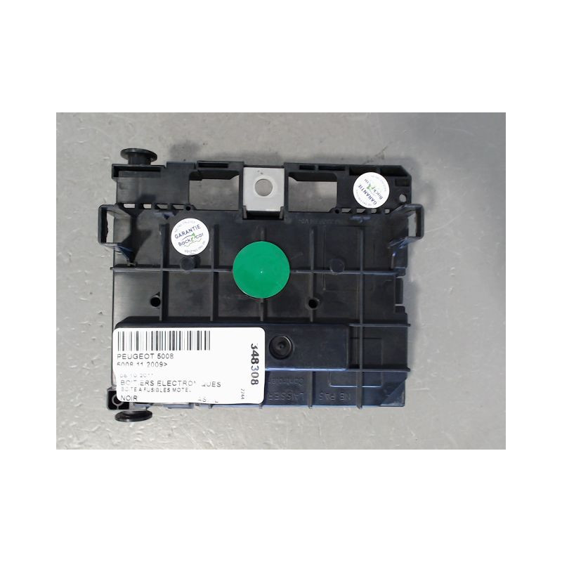 BOITE A FUSIBLES PEUGEOT 5008 2009-