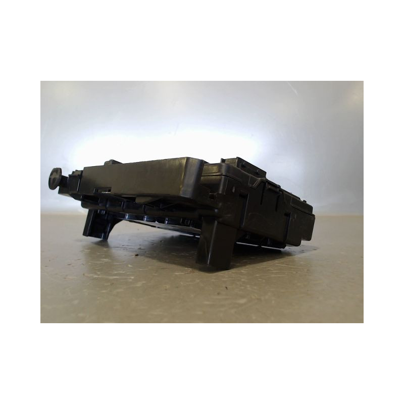 BOITE A FUSIBLES CITROEN BERLINGO FGT 2002-