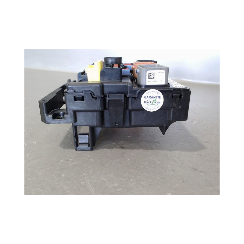 BOITE A FUSIBLES PEUGEOT 207 5P