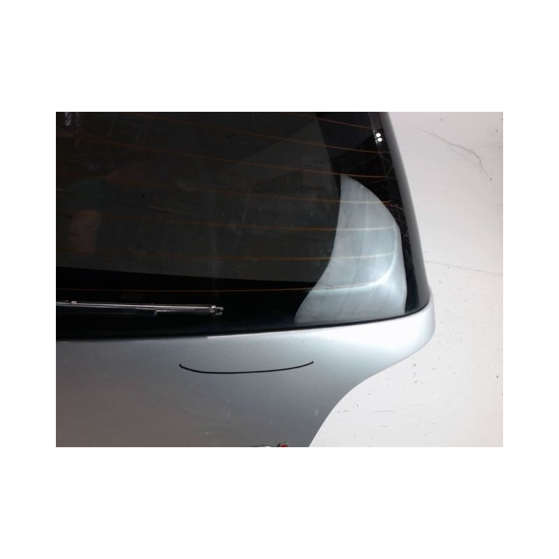 HAYON VOLKSWAGEN POLO 02-05