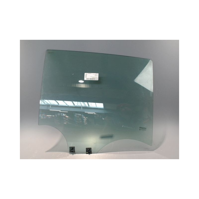 GLACE PORTE ARD DACIA SANDERO 2008-
