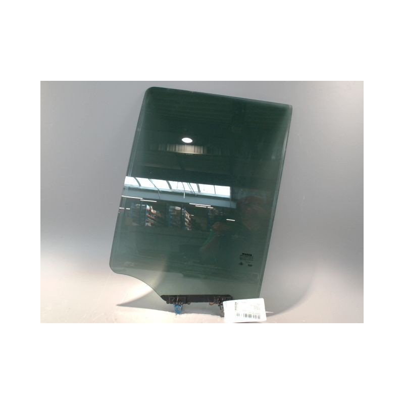 GLACE PORTE ARG NISSAN NAVARA DOUBLE CABINE