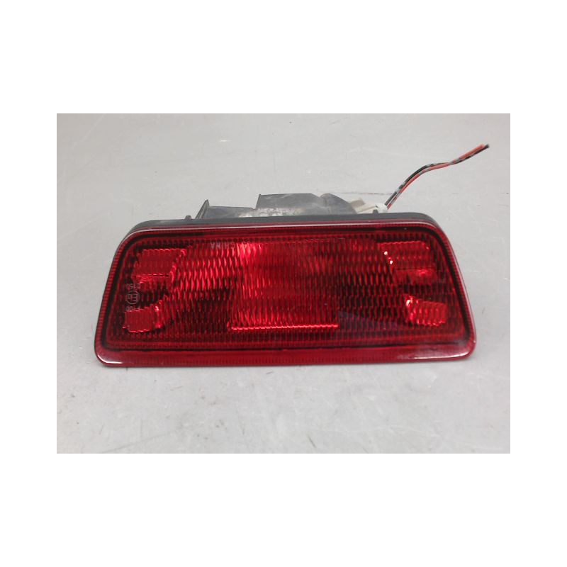 FEU BROUILLARD CENTRAL ARRIERE NISSAN JUKE