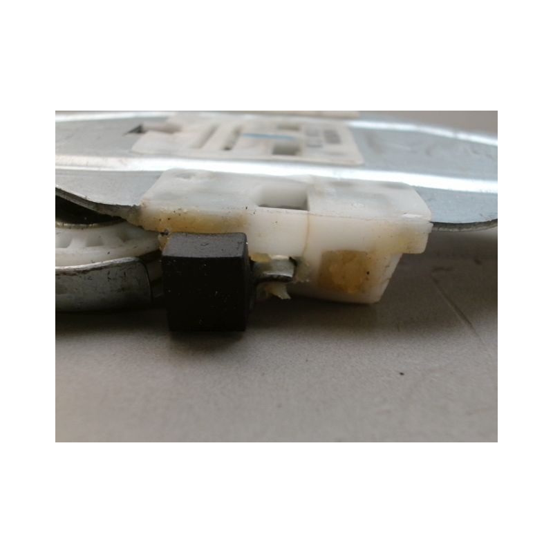 MECANISME LEVE-GLACE AVANT DROIT CITROEN BERLINGO