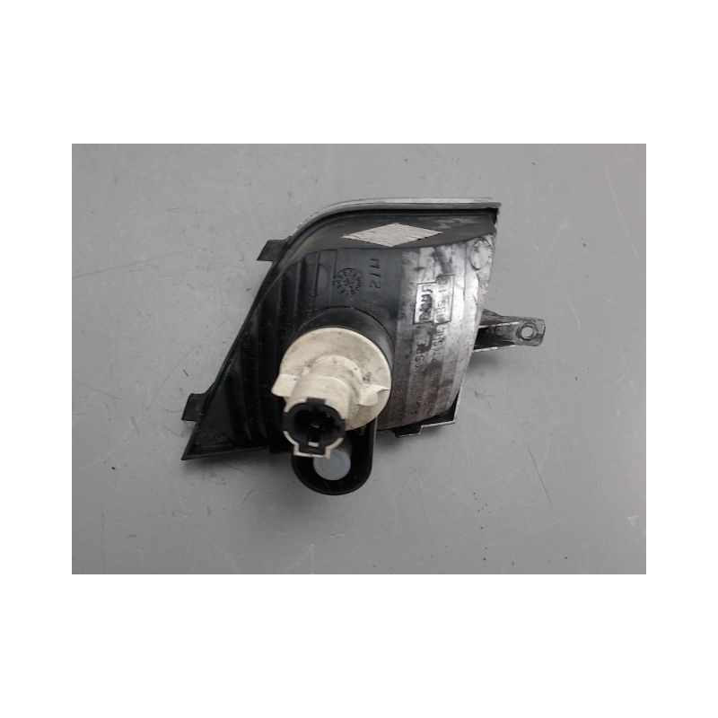 CLIGNOTANT DROIT NISSAN MICRA