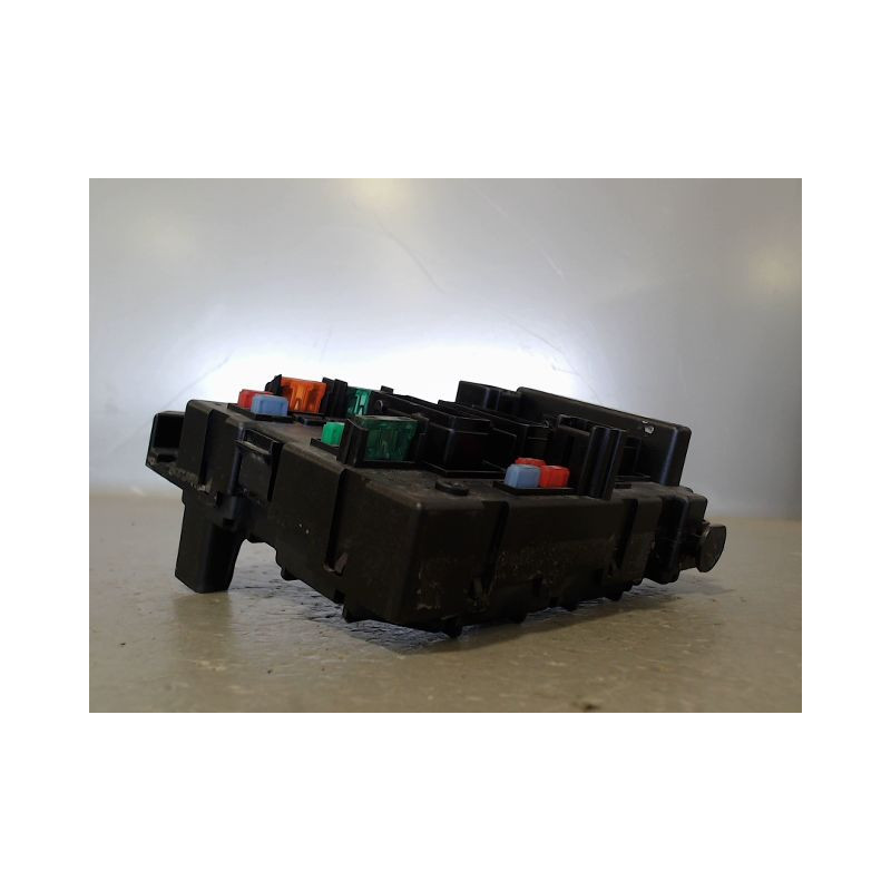 BOITE A FUSIBLES PEUGEOT 307 CC 2P Phase 1 2003-2005