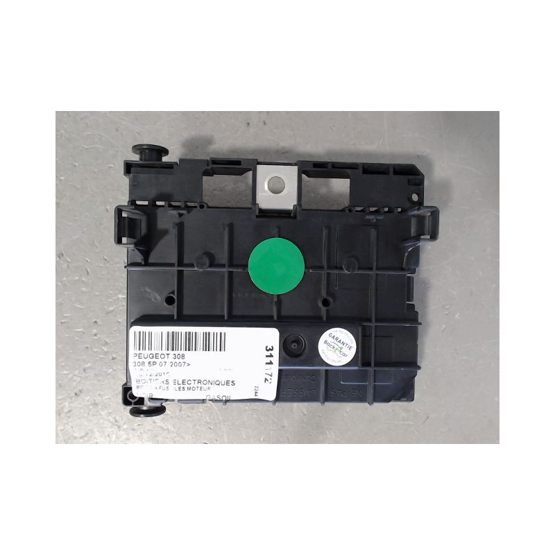 BOITE A FUSIBLES PEUGEOT 308 2007-