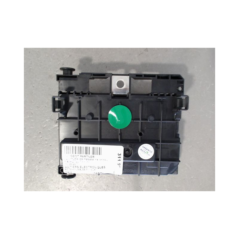 BOITE A FUSIBLES PEUGEOT PARTNER TEPEE 2008-