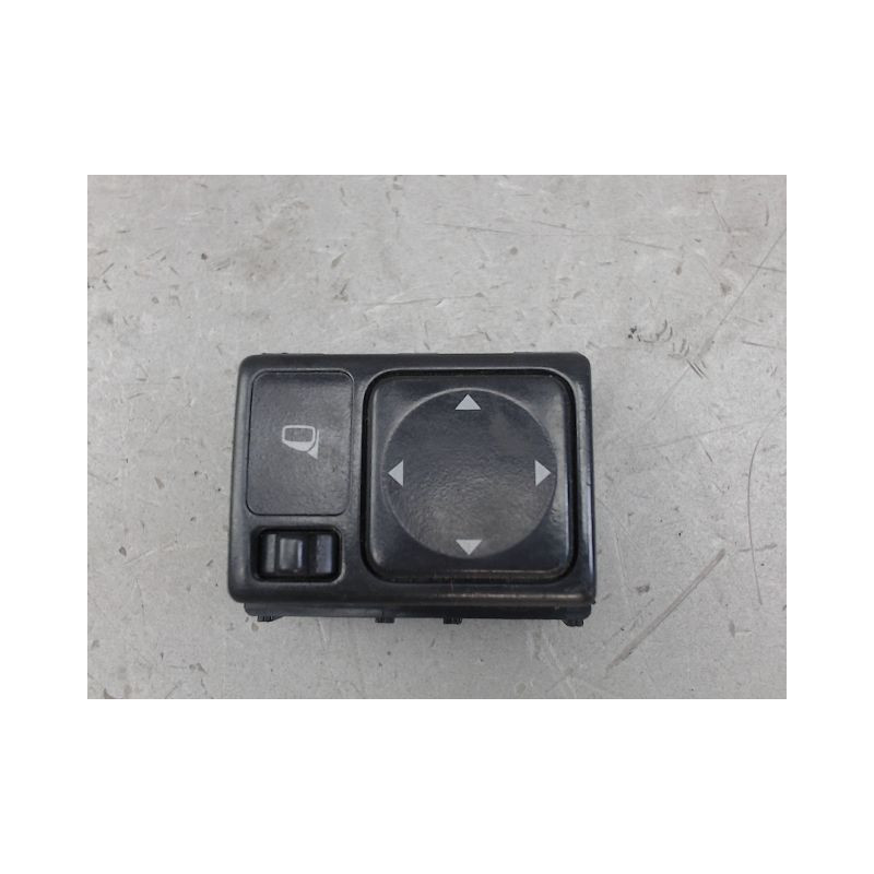 COMMANDE LEVE-GLACE PORTE AVD NISSAN NV200
