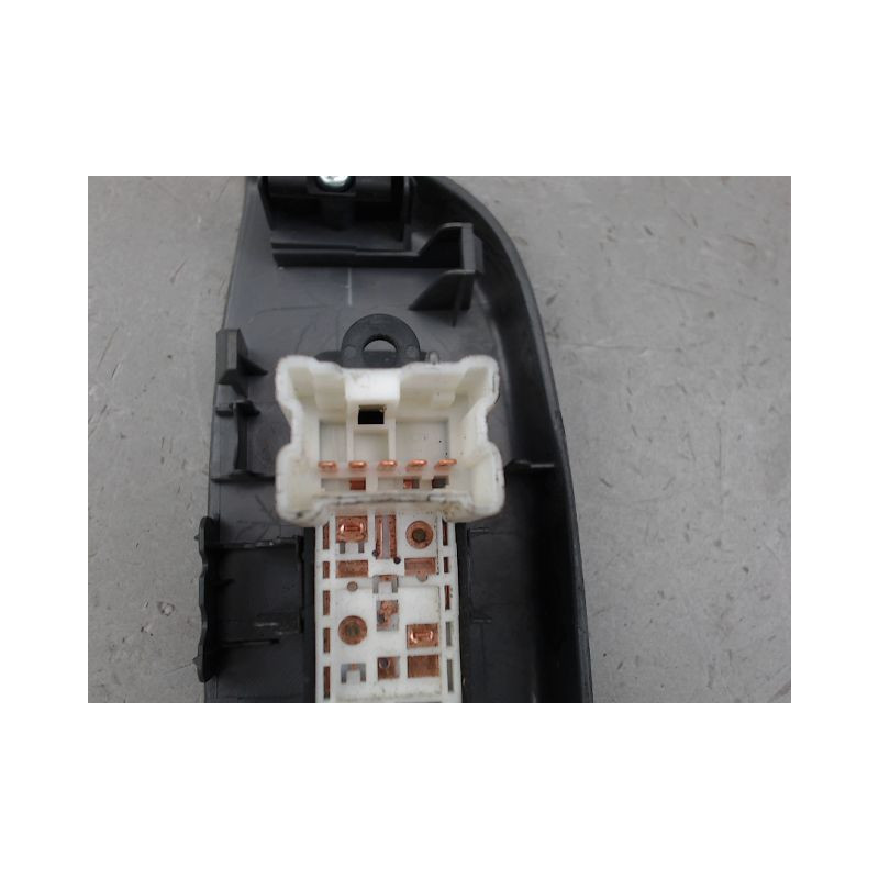 COMMANDE RETROVISSEUR EXTERIEUR ELECTRIQUE NISSAN NV200