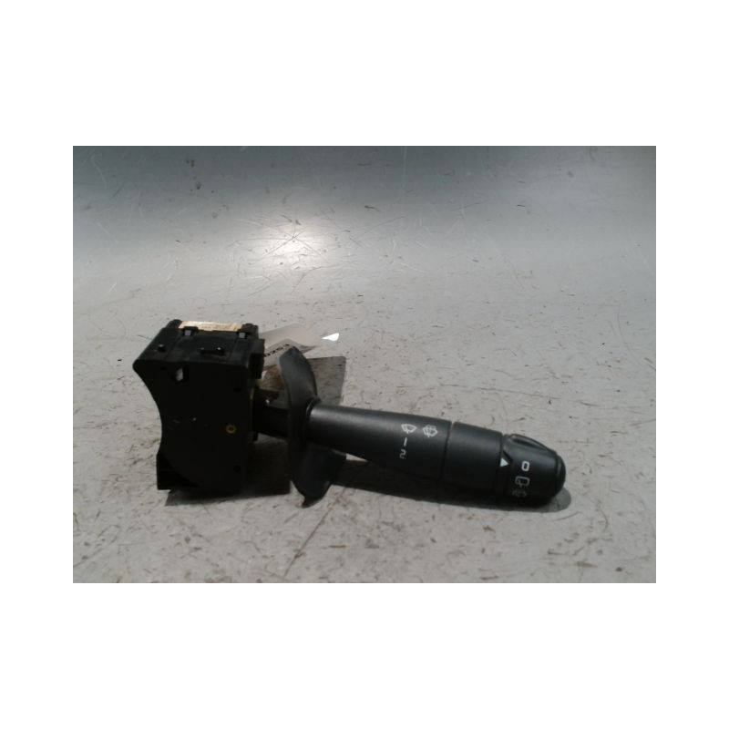 COMMANDE ESSUIE GLACE DACIA LOGAN 4 P 05-08