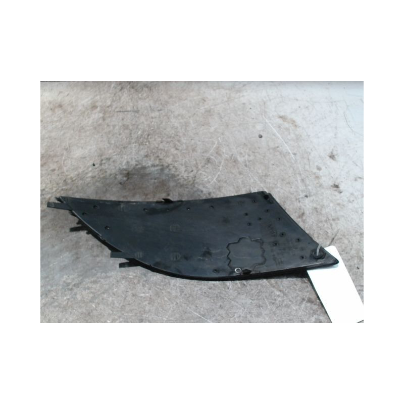 GRILLE VENTILATION PARE-CHOC AVG SEAT ALTEA