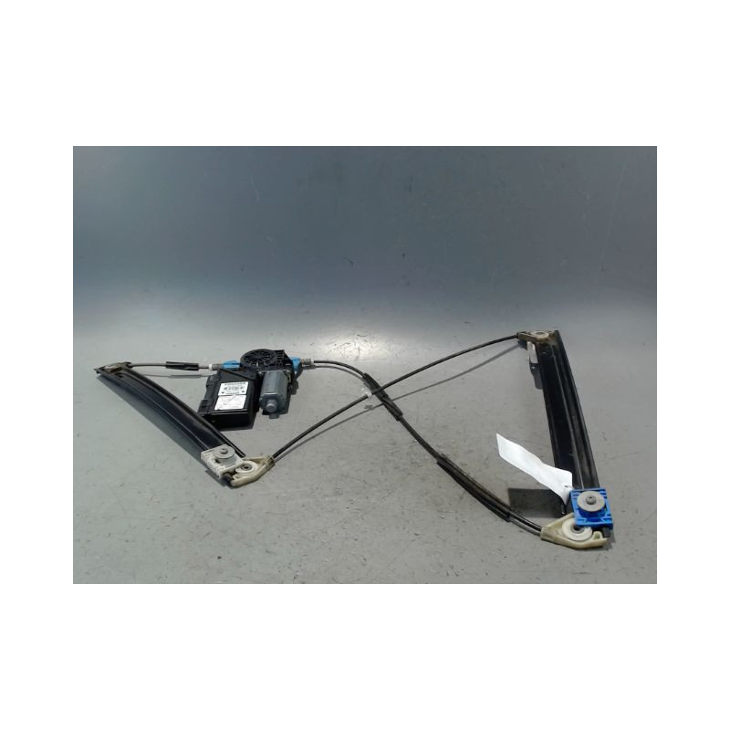 MECANISME+MOTEUR LEVE-GLACE AVANT DROIT AUDI A4 AVANT 01-04