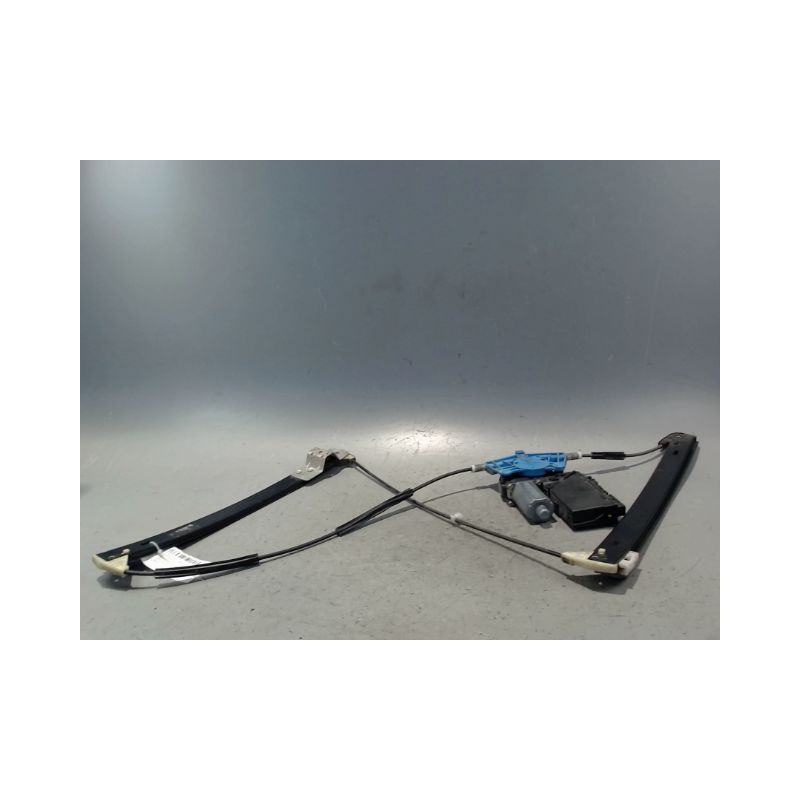 MECANISME+MOTEUR LEVE-GLACE AVANT DROIT AUDI A4 AVANT 01-04