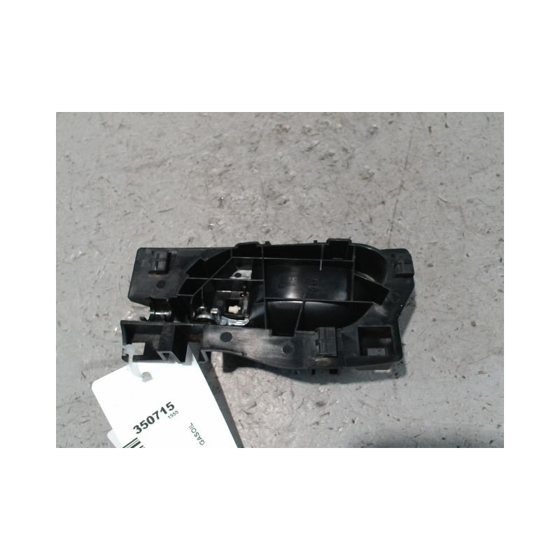 POIGNEE INTERIEURE PORTE AVANT DROIT PEUGEOT 208