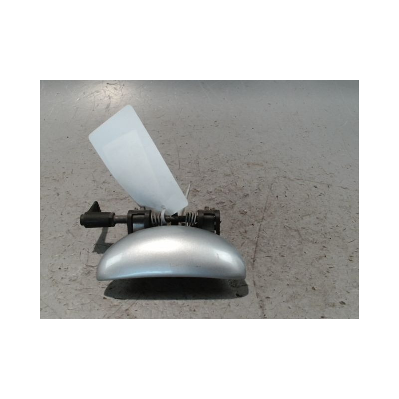 POIGNEE EXTERIEURE PORTE ARRIERE DROIT PEUGEOT 206 5P