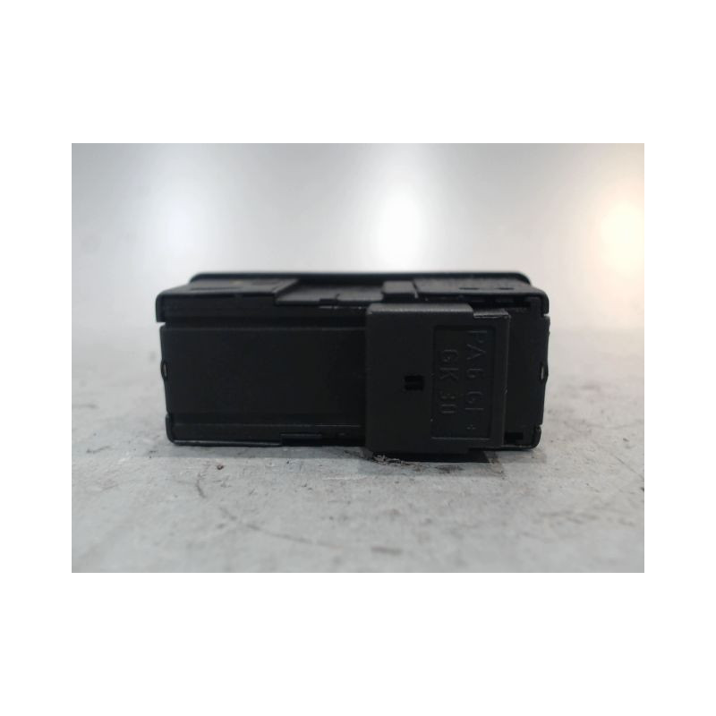 BOUTON COMMANDE TOIT OUVRANT B.M.W. X3