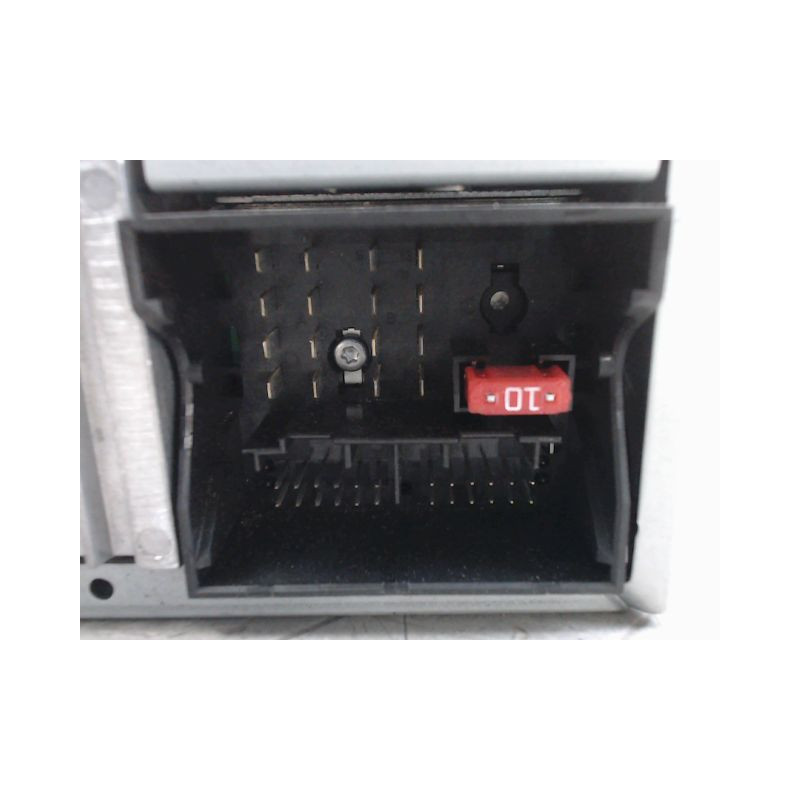 AUTORADIO VOLKSWAGEN GOLF
